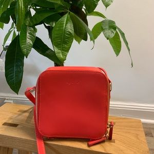 Agnes b square bad red